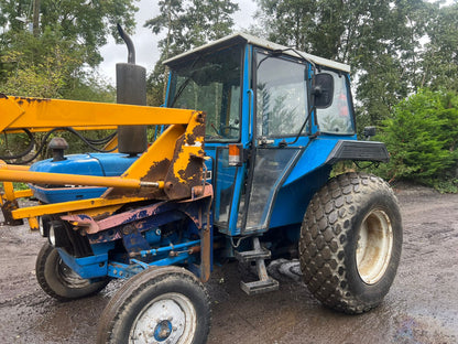 FORD 4110 54HP TRACTOR WITH BOMFORD LOADER