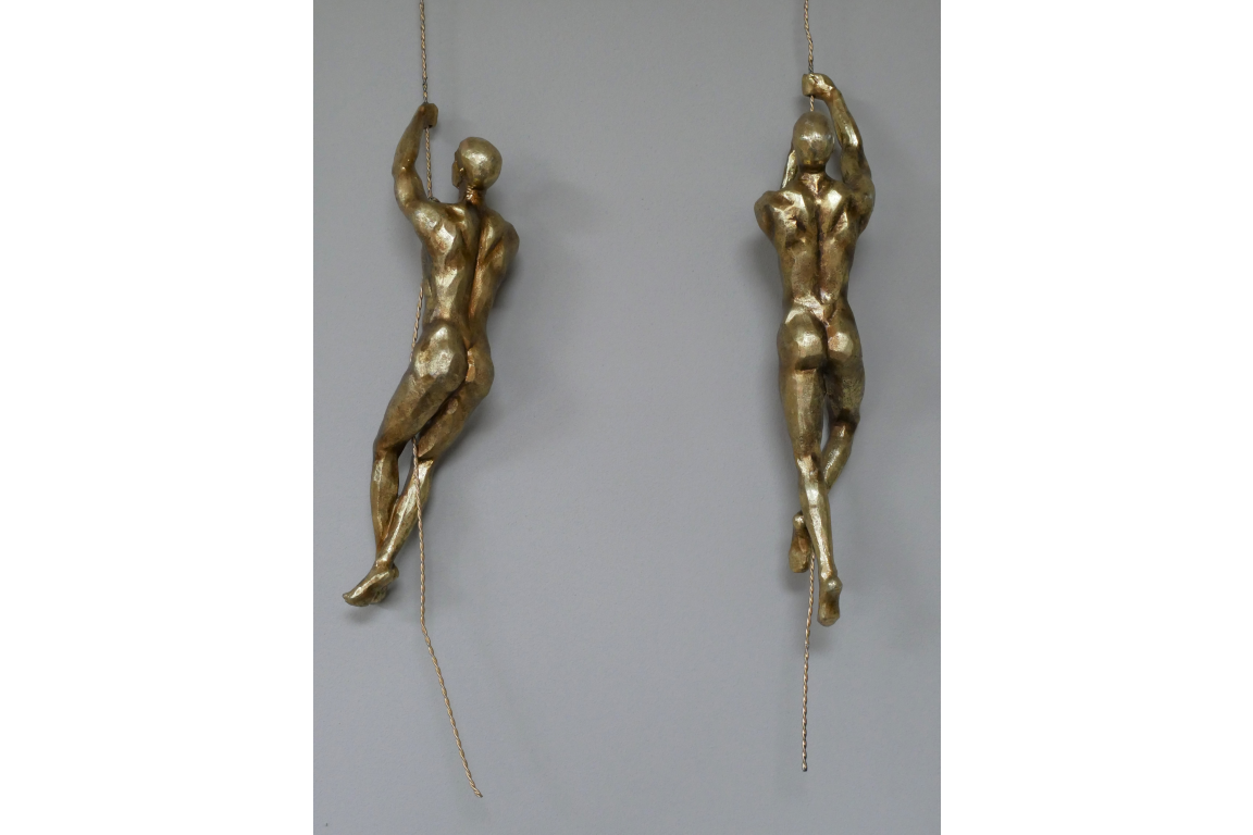 Set Of 2 Climbing Men