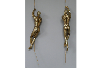 Set Of 2 Climbing Men