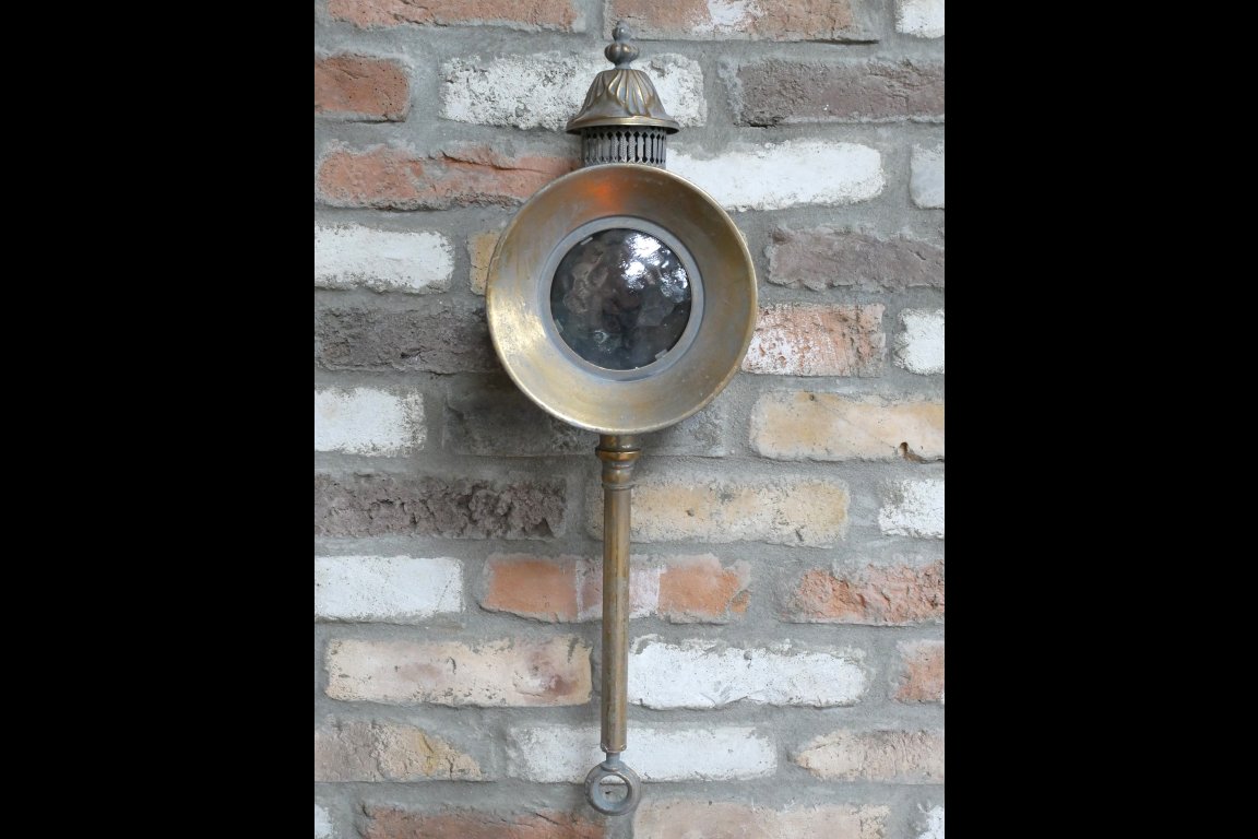 Wall Lantern