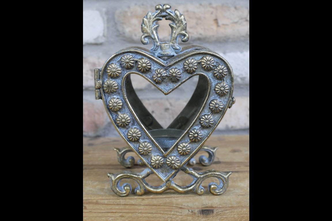 Small Heart Lantern