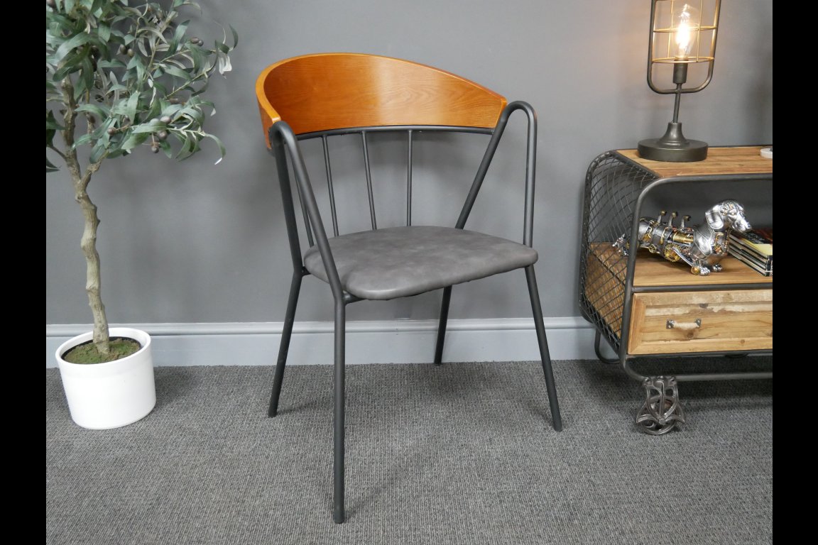Retro Chair