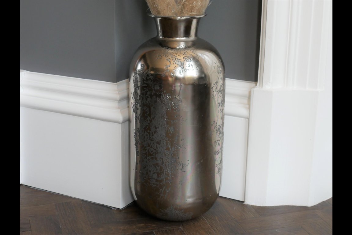 Aluminium Vase - Large (Silver)