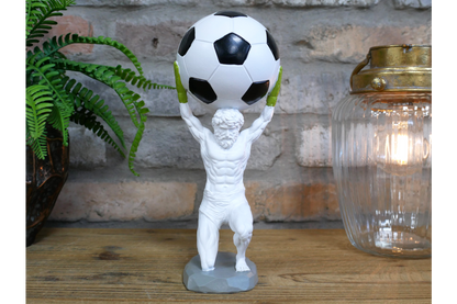 Atlas At The Pitch