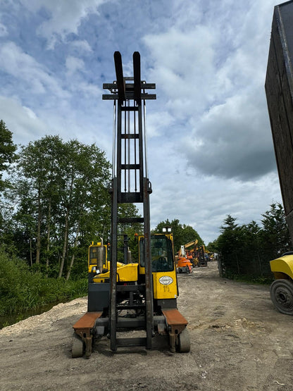 2012 COMBI C4000 FORKLIFT SIDE LOADER 4 TON LIFT