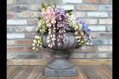 Urn