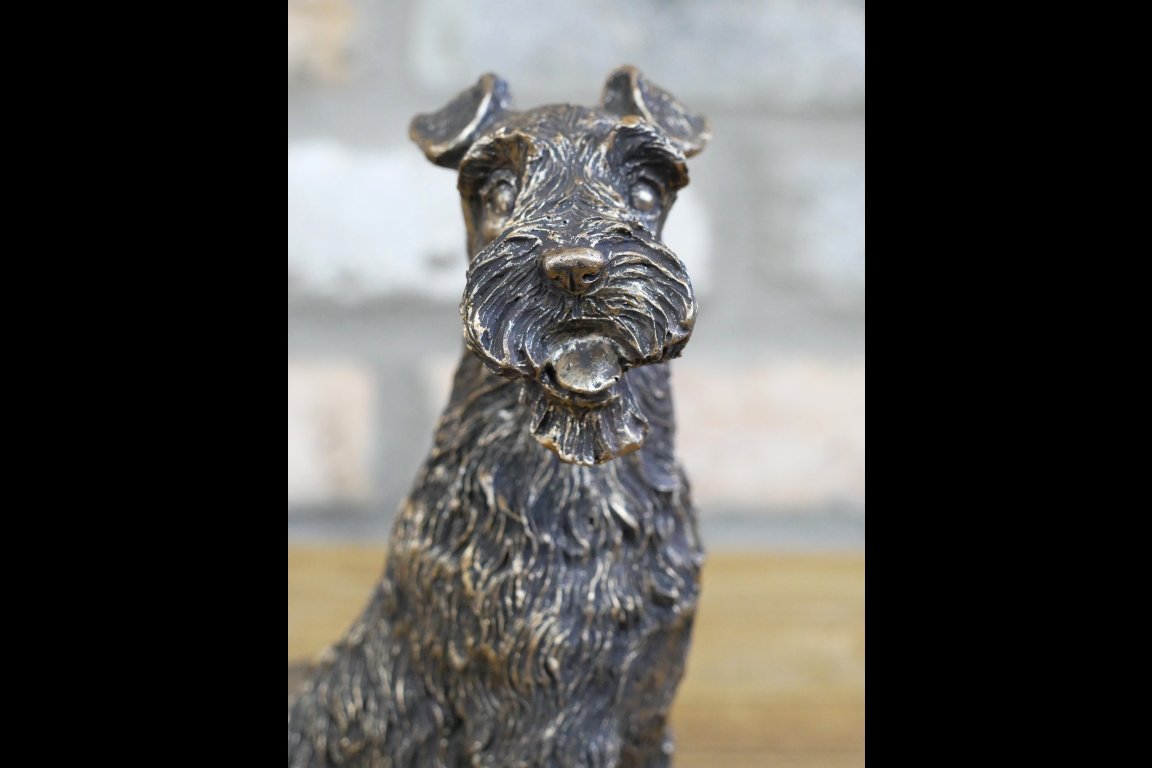 Terrier Pot Stand