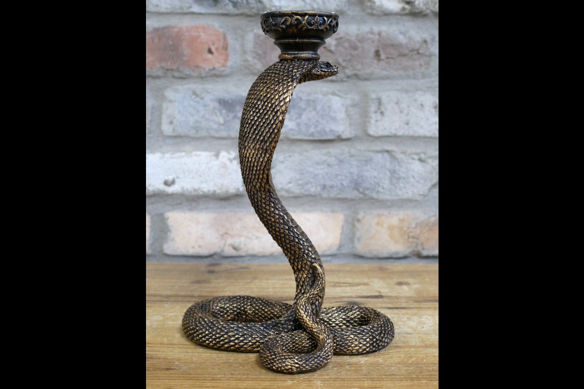 Cobra Candle Holder