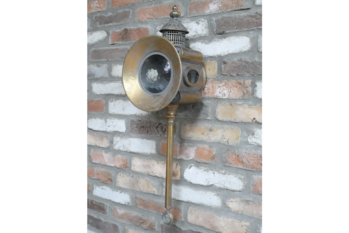 Wall Lantern