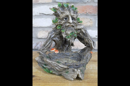 Treeman Birdfeeder