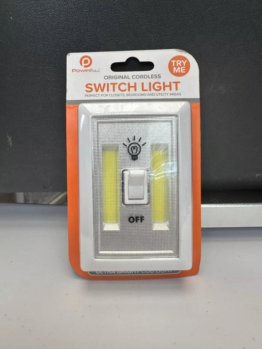 LED SWITCH LIGHT WHITE 3W BATTERY POWERED EASY TO USE 120 LUMEN LIGHT CORDLESS