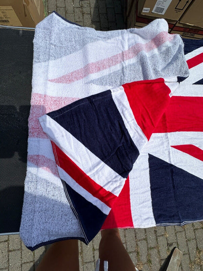 2 X UNION JACK BEACH TOWELS 100% COTTON SIZE 71 X 152 CM NEW RED WHITE & BLUE