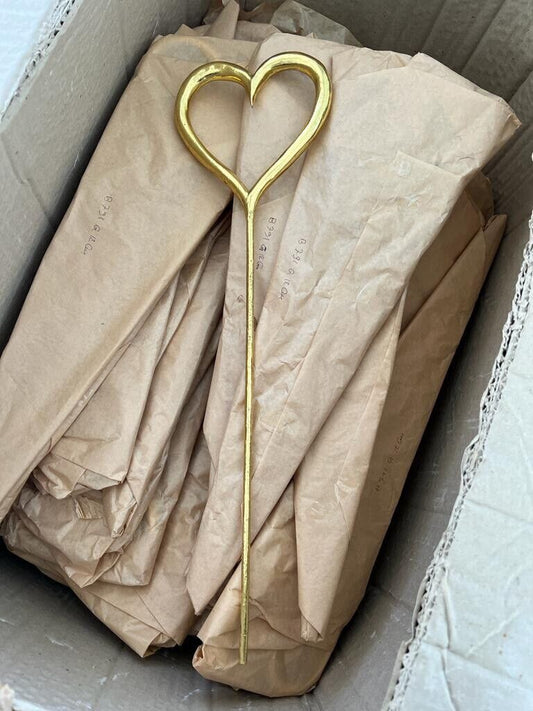 POSH GRAFFITI BEAUTIFUL GOLD HEART PARTY BIRTHDAY CHRISTMAS APPROX 45CM HIGH